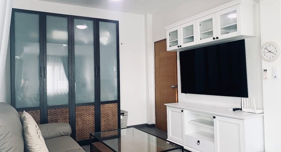 For rent 3 bedrooms villa in Bang Lamung, Chonburi