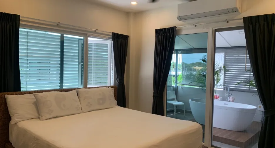 For rent 3 bedrooms villa in Bang Lamung, Chonburi