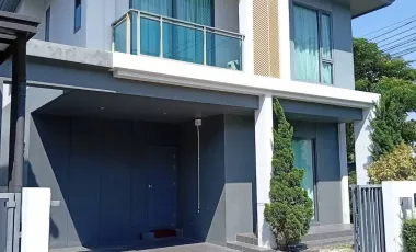 出售 和 出租 3 卧室 独立屋 在 Bang Lamung, Chon Buri