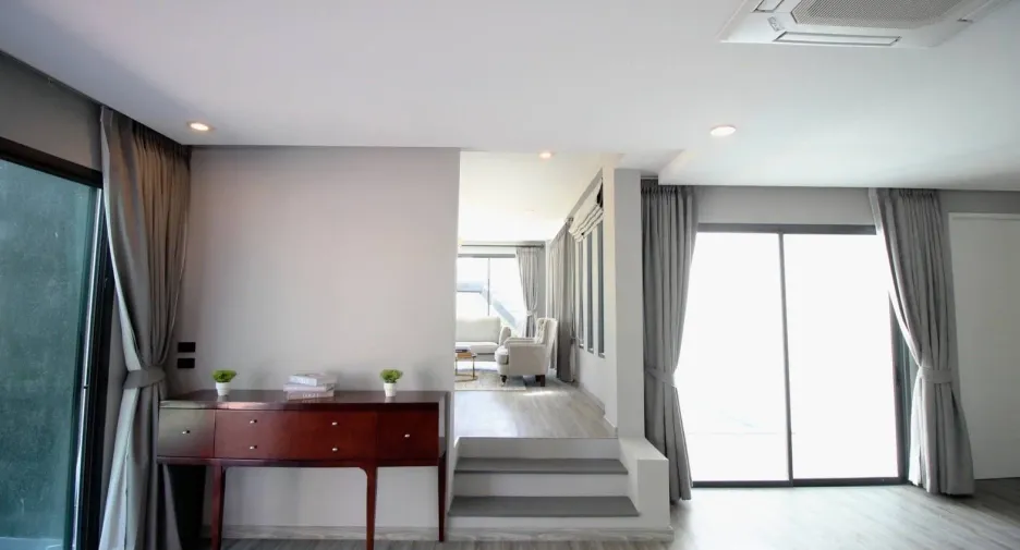 For rent 4 bedrooms villa in Hua Hin, Prachuap Khiri Khan
