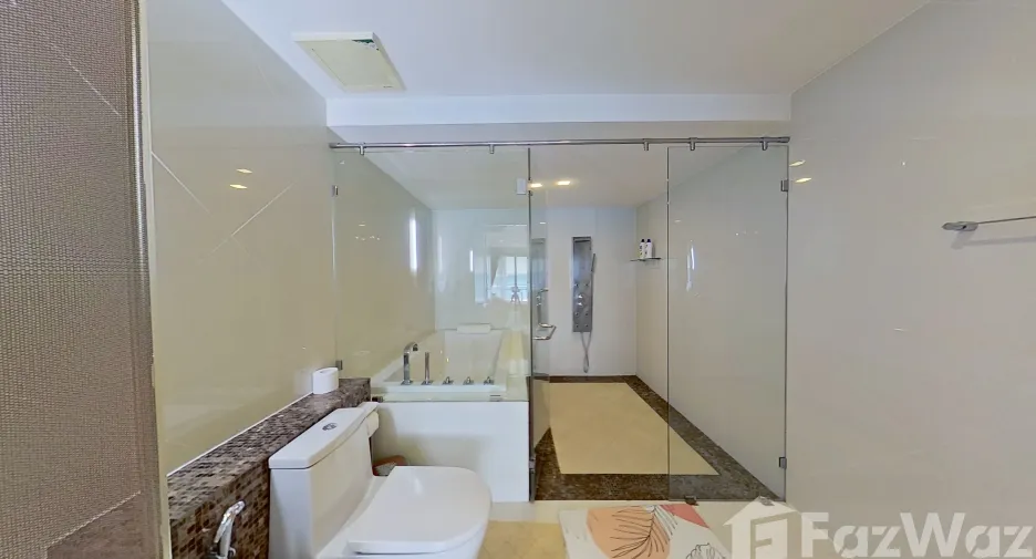 Condo en venta de 3 habitaciones en Bang Lamung, Chonburi
