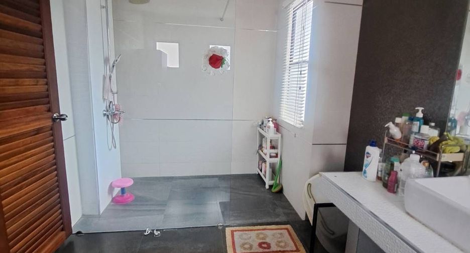 For sale 3 bedrooms house in Hua Hin, Prachuap Khiri Khan