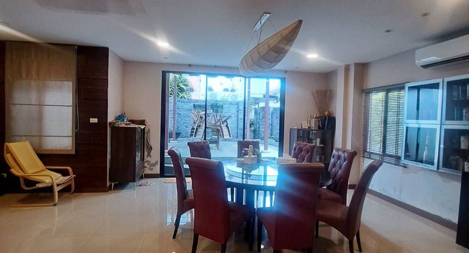 For sale 3 bedrooms house in Hua Hin, Prachuap Khiri Khan