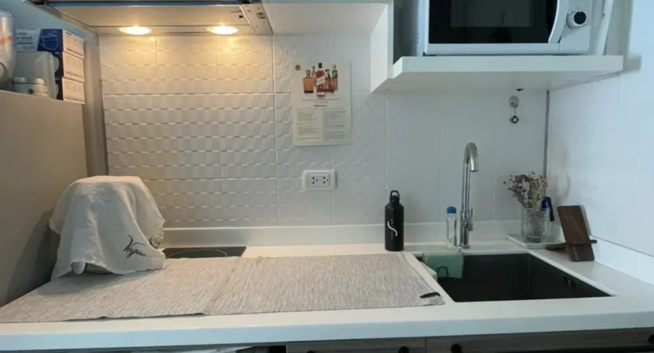 For sale studio condo in Yan Nawa, Bangkok