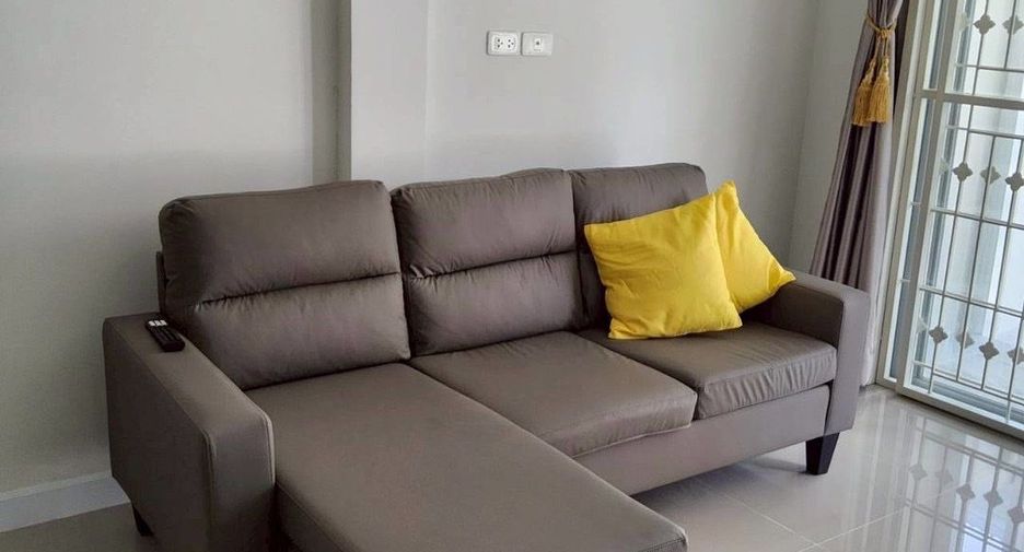 For rent 3 bedrooms townhouse in Thalang, Phuket