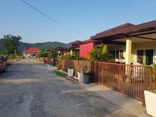 À louer 2 chambres maison à Pran Buri, Prachuap Khiri Khan