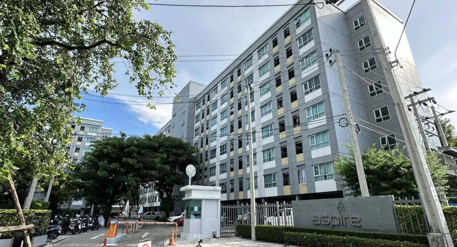 Wohnung zum Kauf mit 1 Zimmer in Chom Thong, Bangkok