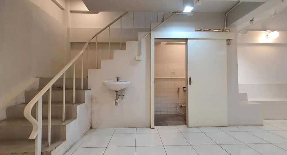 For sale 2 bedrooms townhouse in Cha Am, Phetchaburi