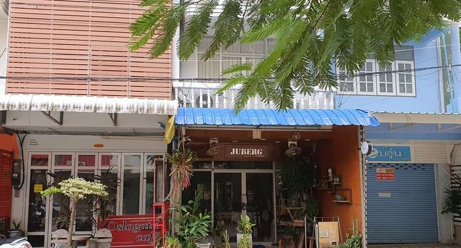 For sale 2 bedrooms townhouse in Cha Am, Phetchaburi