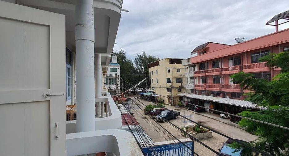For sale 2 bedrooms townhouse in Cha Am, Phetchaburi