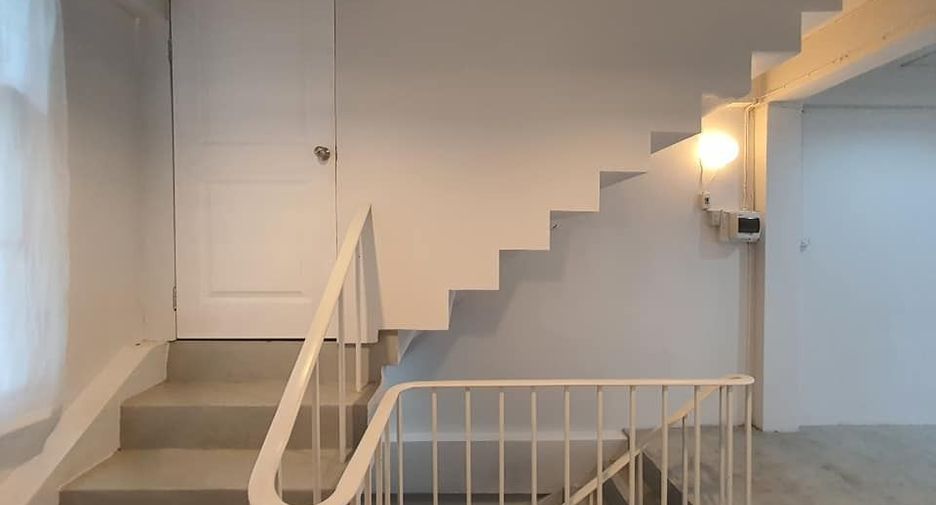 For sale 2 bedrooms townhouse in Cha Am, Phetchaburi