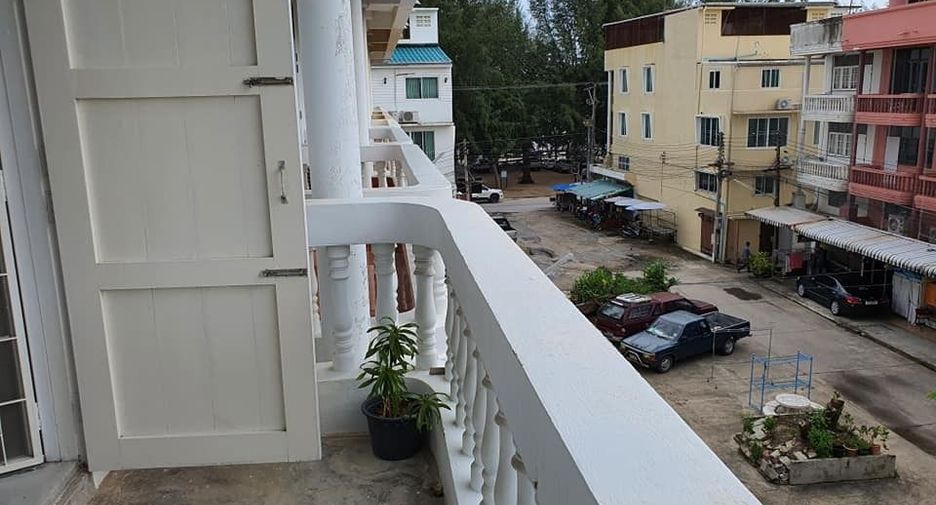 For sale 2 bedrooms townhouse in Cha Am, Phetchaburi