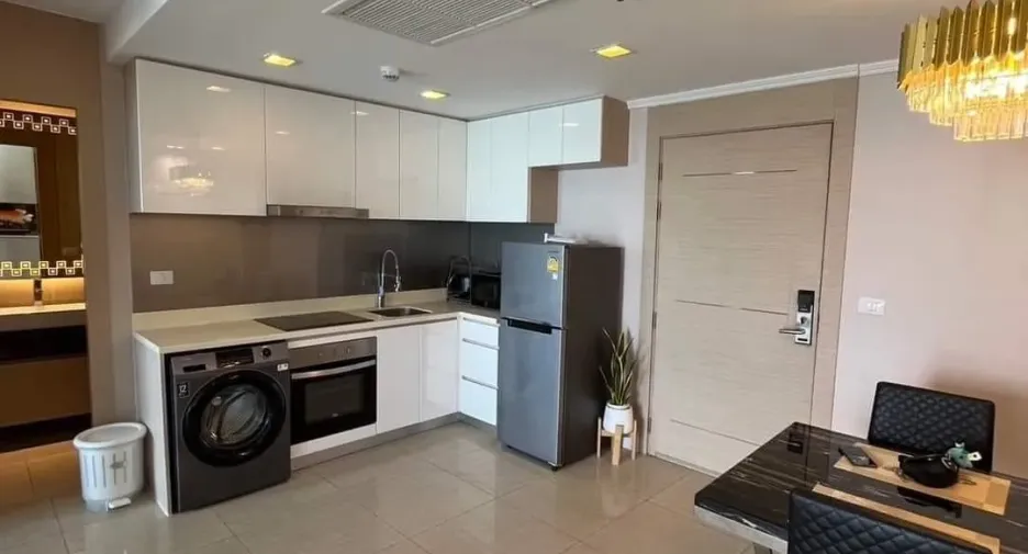 Condo en alquiler de 1 habitaciones en Bang Lamung, Chonburi