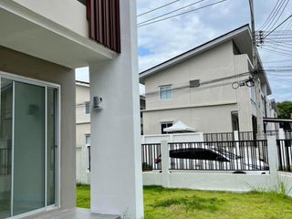 For rent 3 bedrooms townhouse in Thalang, Phuket