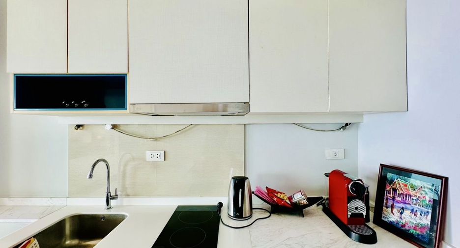 For sale 1 bed condo in Bang Lamung, Chonburi