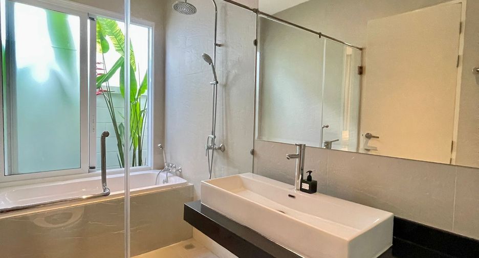 For rent 3 bedrooms villa in Kathu, Phuket