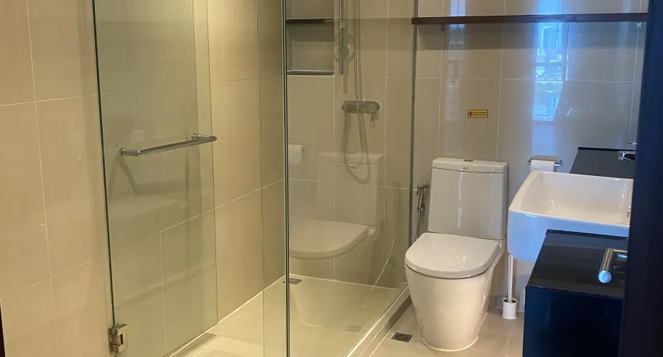 For sale and for rent 3 bedrooms condo in Sathon, Bangkok
