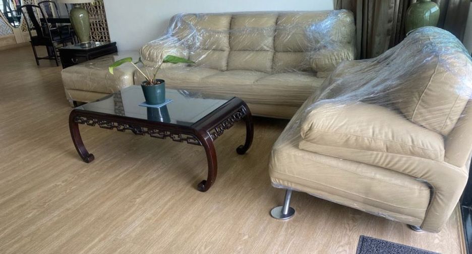 For sale and for rent 3 bedrooms condo in Sathon, Bangkok