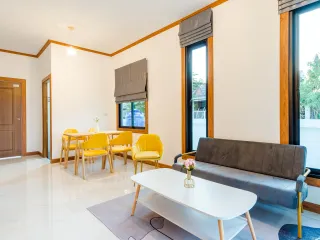 For sale 2 ベッドルーム townhouse in Hua Hin, Prachuap Khiri Khan
