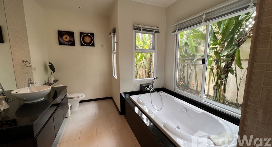 For sale and for rent 3 bedrooms villa in Mueang Phuket, Phuket