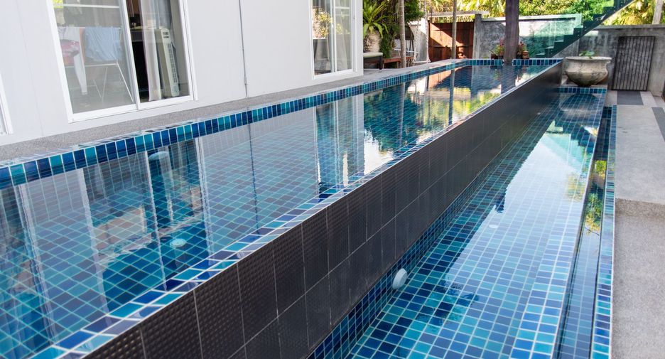 Villa en venta y en alquiler de 10 habitaciones en Mueang Phuket, Phuket