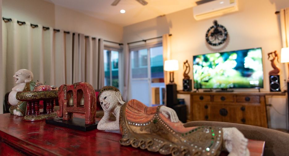 Villa en venta y en alquiler de 10 habitaciones en Mueang Phuket, Phuket