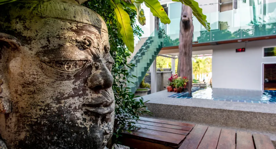Villa en venta y en alquiler de 10 habitaciones en Mueang Phuket, Phuket