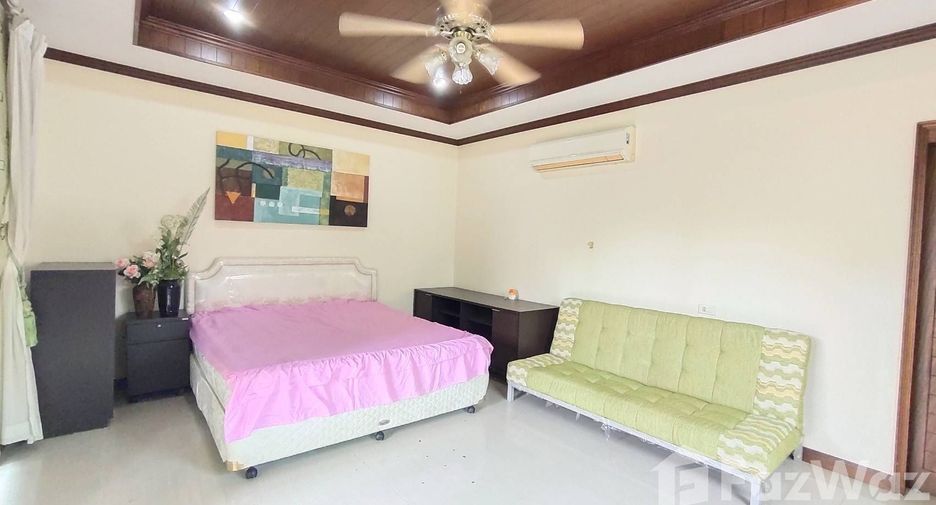 For sale 3 bedrooms villa in Cha Am, Phetchaburi