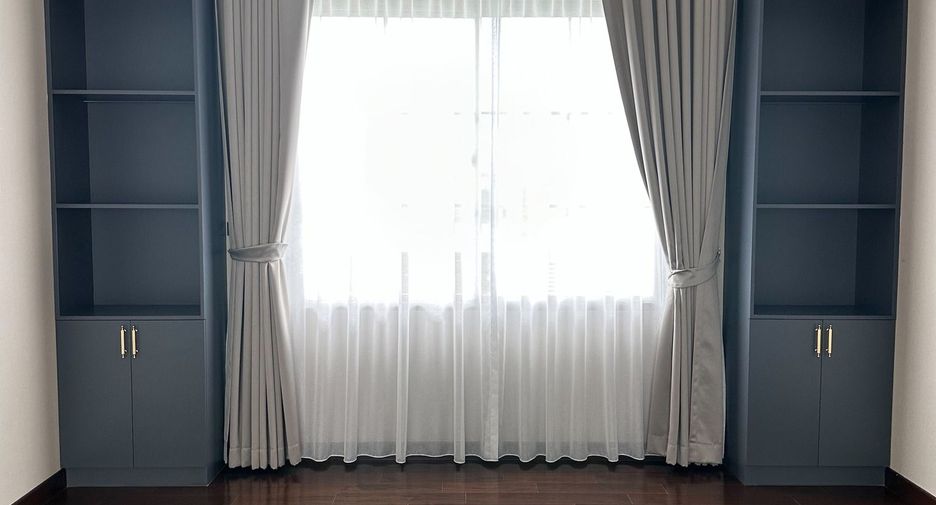 Haus zum Kauf und zur Miete mit 4 Zimmer in Lat Krabang, Bangkok