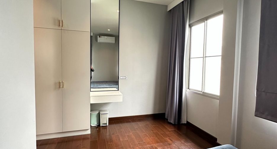 Haus zum Kauf und zur Miete mit 4 Zimmer in Lat Krabang, Bangkok