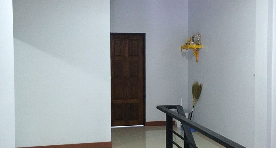 À vendre 2 chambres maison de ville à Khanom, Nakhon Si Thammarat