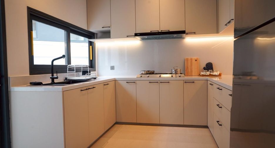 For sale and for rent 4 bedrooms villa in Thalang, Phuket