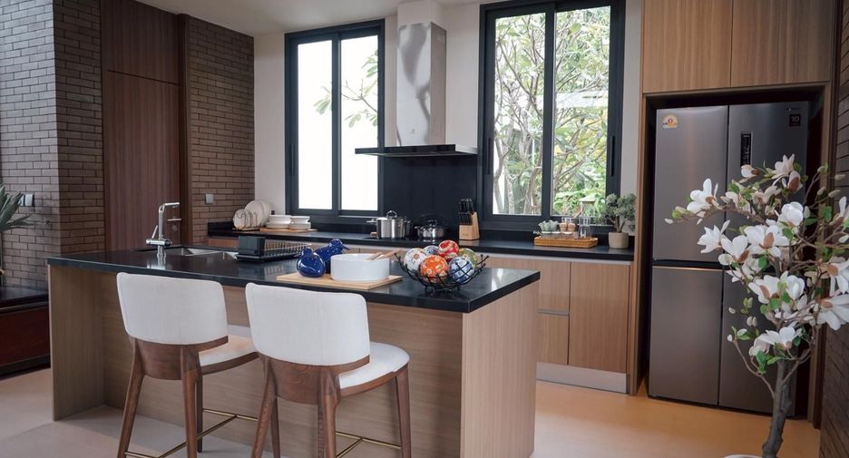For sale and for rent 4 bedrooms villa in Thalang, Phuket