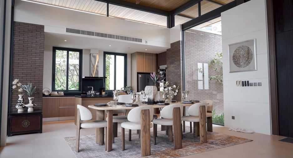 For sale and for rent 4 bedrooms villa in Thalang, Phuket