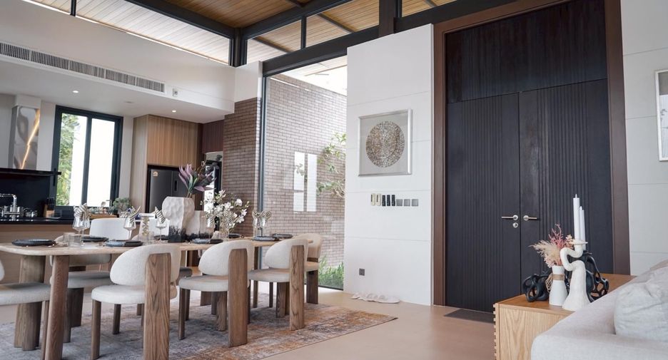 For sale and for rent 4 bedrooms villa in Thalang, Phuket