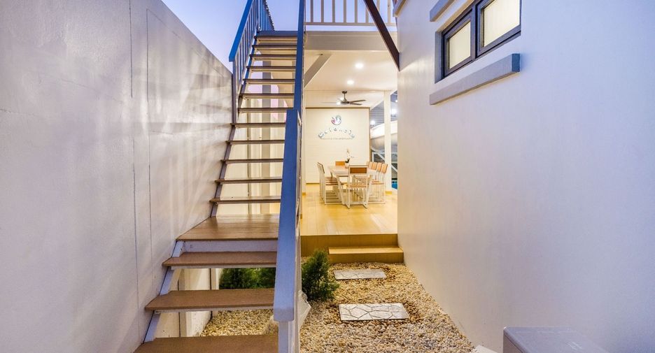 For rent 4 bedrooms villa in Cha Am, Phetchaburi