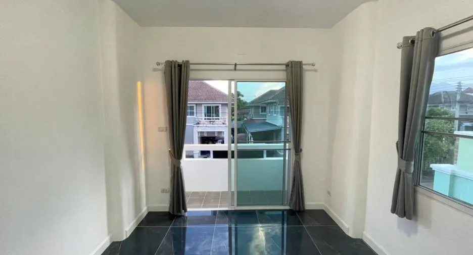 For sale 3 bedrooms house in San Sai, Chiang Mai