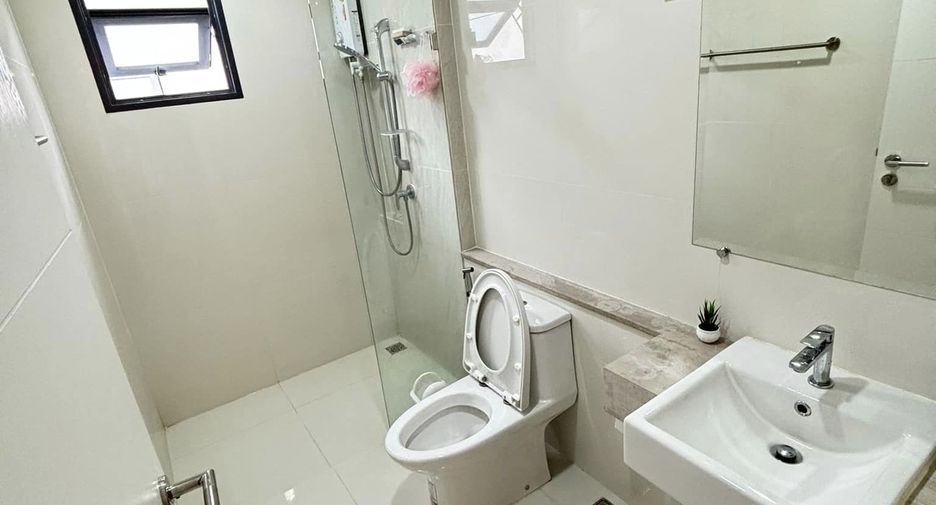 For rent 3 bedrooms house in Bang Lamung, Chonburi