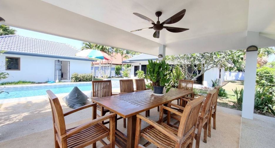 Villa en alquiler de 4 habitaciones en Thalang, Phuket
