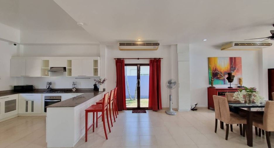 Villa en alquiler de 4 habitaciones en Thalang, Phuket