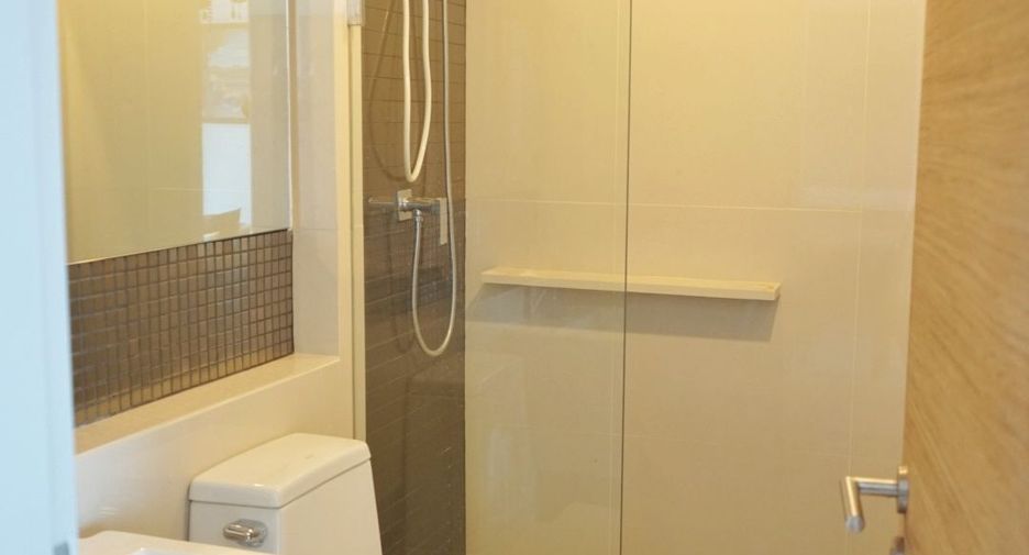 For sale and for rent 2 bedrooms condo in Phra Khanong, Bangkok