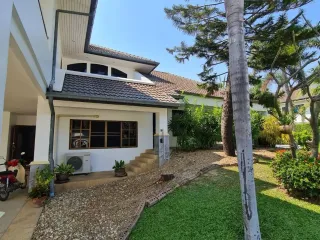 À louer 5 chambres maison à Hua Hin, Prachuap Khiri Khan