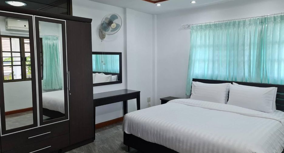 For rent 5 bedrooms house in Hua Hin, Prachuap Khiri Khan