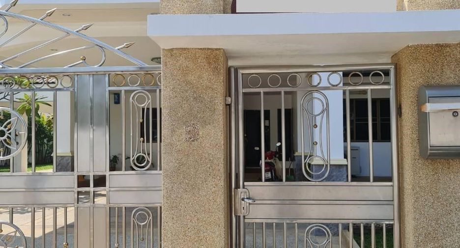 For rent 5 bedrooms house in Hua Hin, Prachuap Khiri Khan