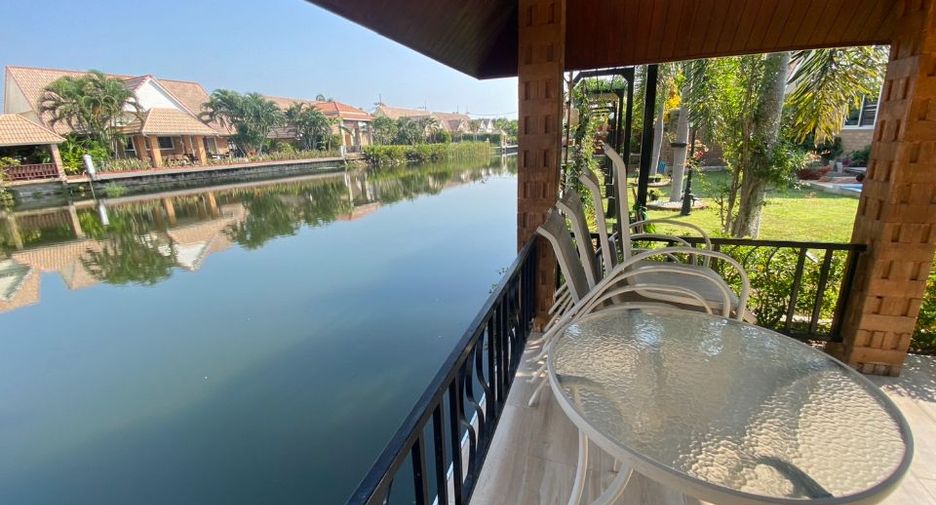 For rent 3 bedrooms villa in Hua Hin, Prachuap Khiri Khan