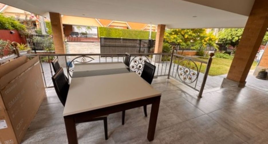 For rent 3 bedrooms villa in Hua Hin, Prachuap Khiri Khan