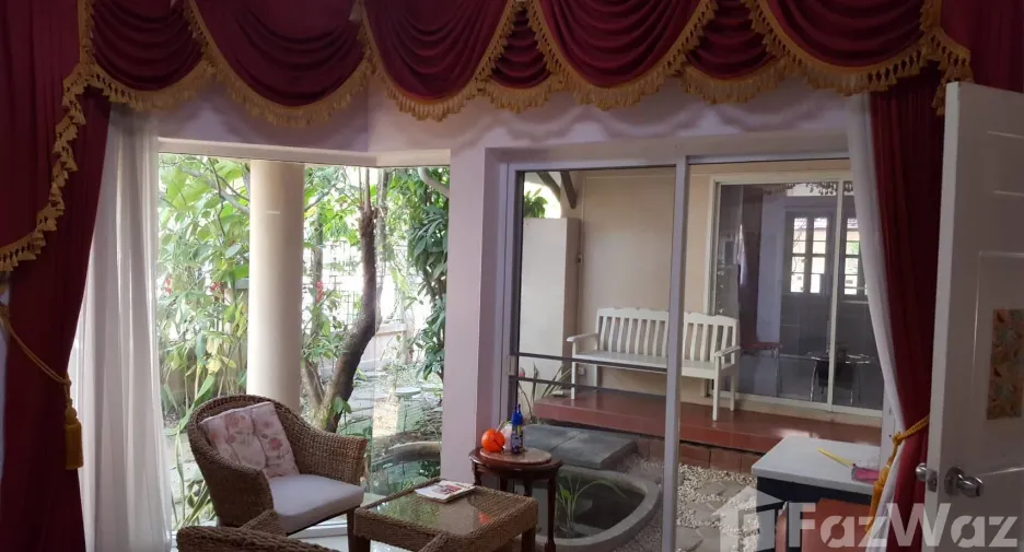 出售 4 卧室 独立屋 在 Mueang Chiang Mai, Chiang Mai