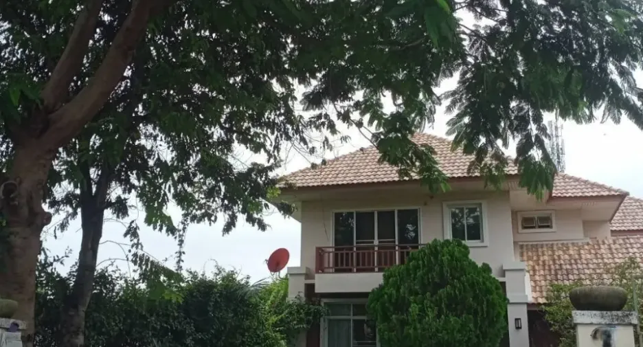For sale 4 bedrooms house in Mueang Chiang Mai, Chiang Mai