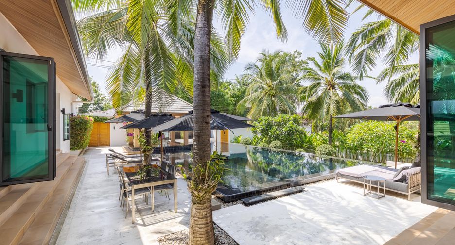 For sale 4 bedrooms villa in Mueang Phuket, Phuket