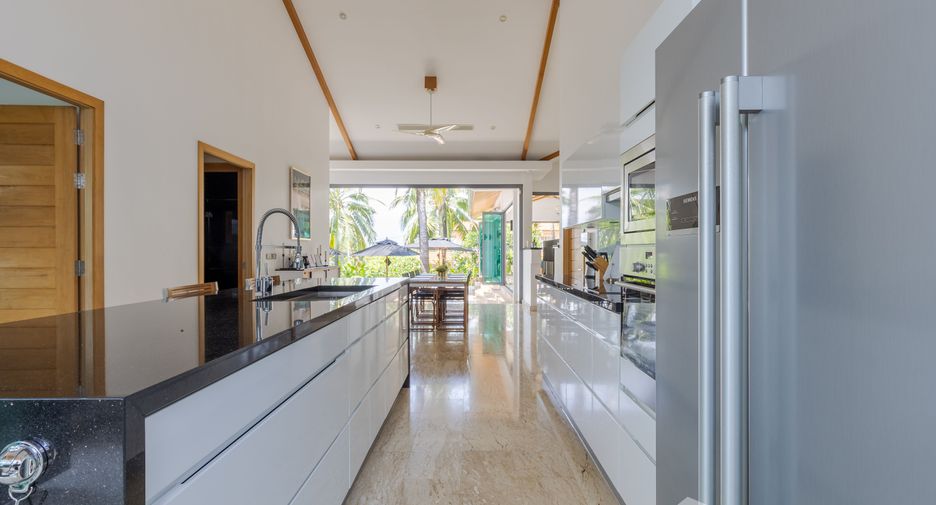 For sale 4 bedrooms villa in Mueang Phuket, Phuket